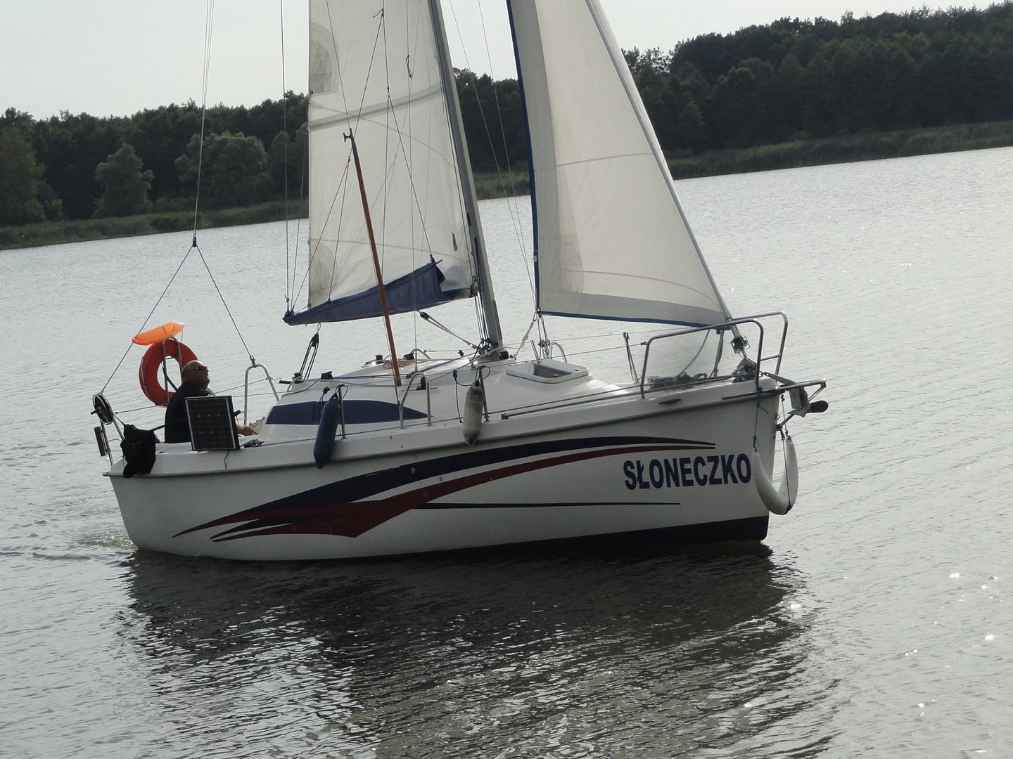 Jacht sasanka 660
